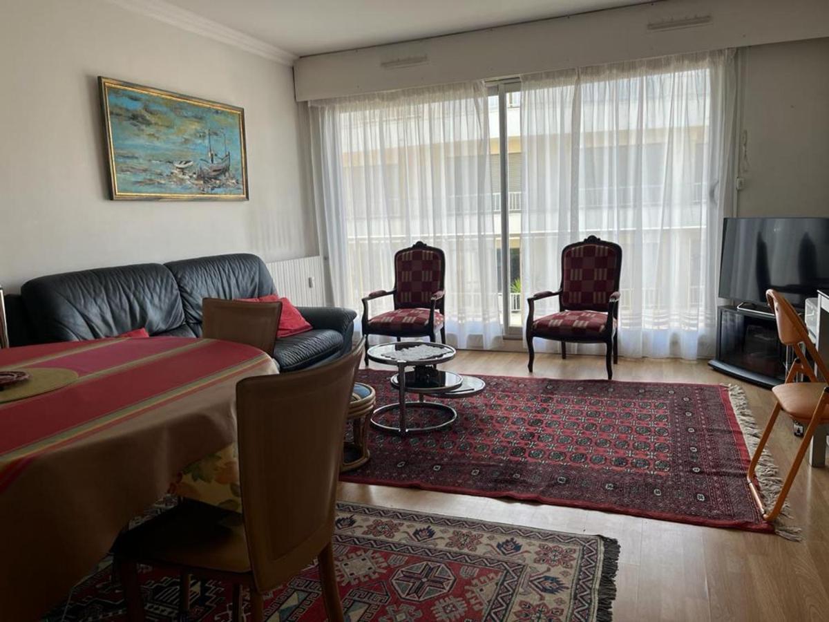 Appartement T4 Avec Parking, Balcon Et Proche Commerces A Biarritz - Fr-1-239-921 ภายนอก รูปภาพ