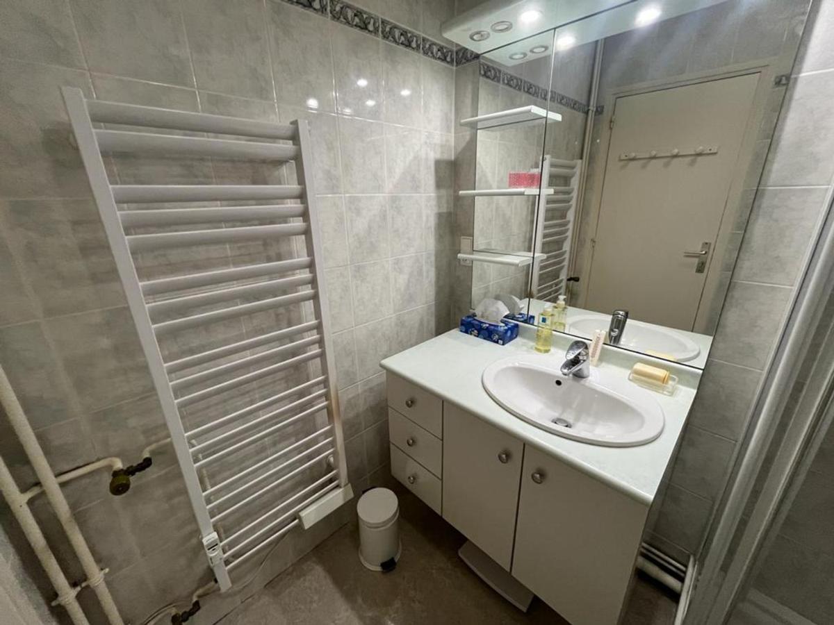 Appartement T4 Avec Parking, Balcon Et Proche Commerces A Biarritz - Fr-1-239-921 ภายนอก รูปภาพ